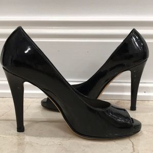 New black high heels